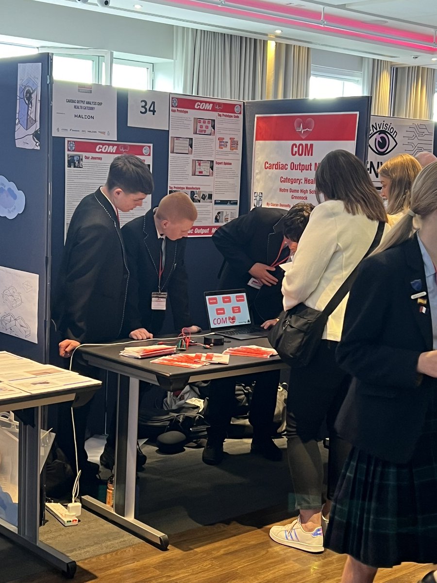 TechNDHS's tweet image. Round 2 of judging! The boys are showing excellent confidence in being able to talk in front of the @teentechevent judges
