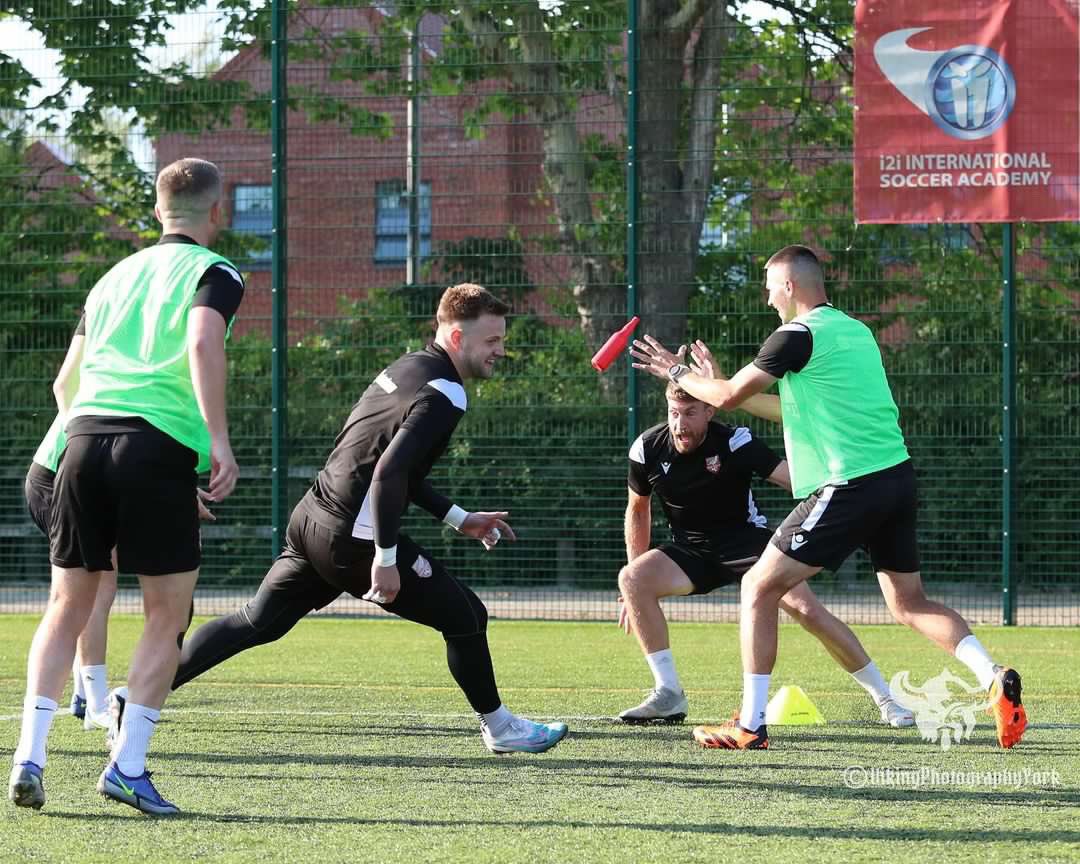 Olly Parker tweet media