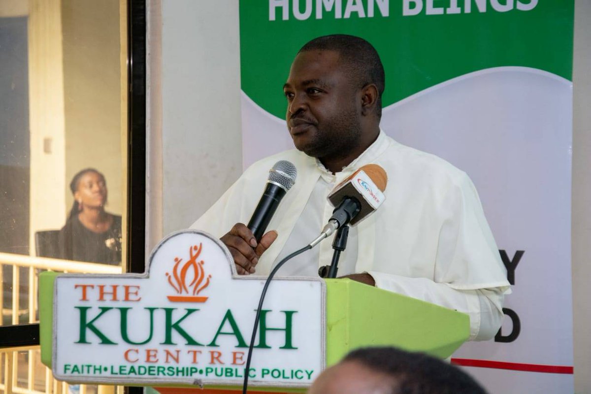 KukahCentre's tweet photo. Speaking at the event.
Representatives from various groups #InterfaithMediation #Womeninterfaith #HISBAH #Peacecommission #globalpeace
#JNI #HJDP #NSCDC #CYON #CWO #FOMWON and the #NPF all contributed in the one day #dialogue towards #peacebuilding in our #community
#TKCforpeace https://t.co/SE2qmn4lyx