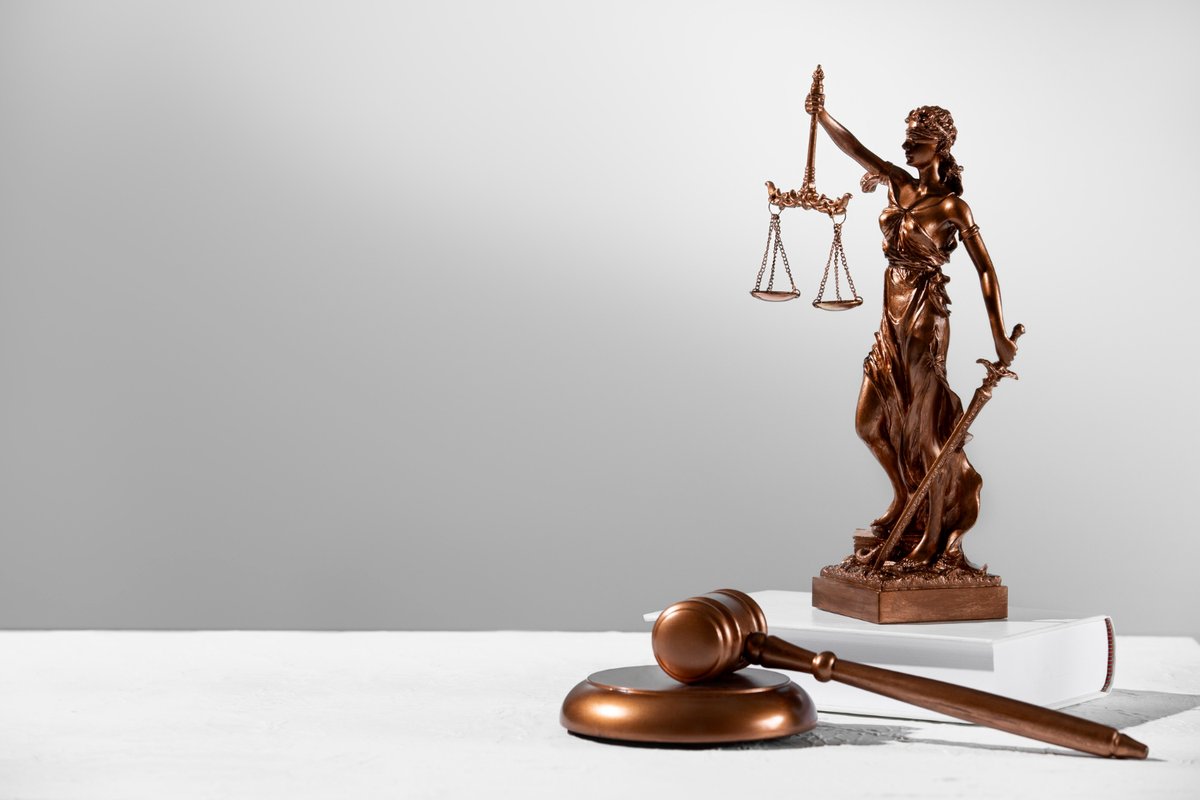 Exception de nullité de la #perquisition ⤵
lemag-juridique.com/veille/article…

#Avocats #Droit #ActualitéJuridique #ProcédurePénale