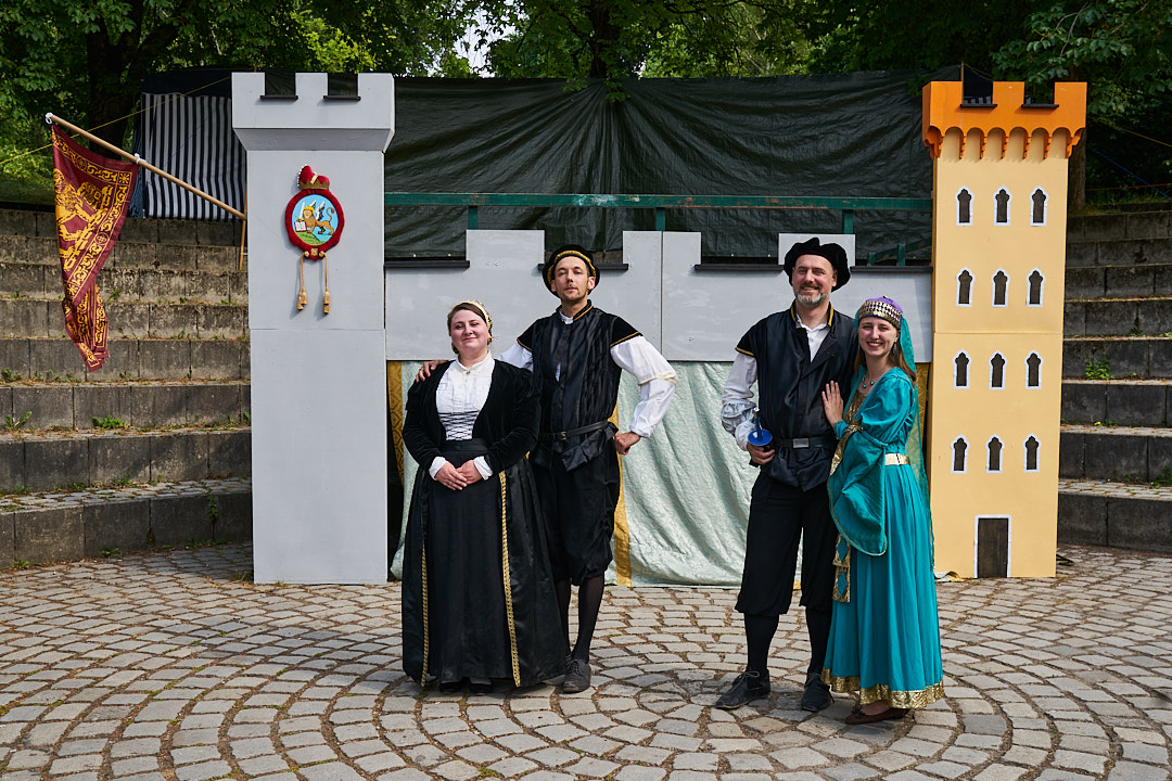 EntityTheatre's tweet photo. Meet Emilia &amp; Iago and Cassio &amp; Bianca. Two couples, different but yet alike when it comes to loyalty and marriage...

Photo @MrTomHafner

#iago #othello #openair #munichevents #freeentry #summer #SummerVibes #40jahrewestpark #gratisinmünchen #premiere https://t.co/tL2mziIo9S