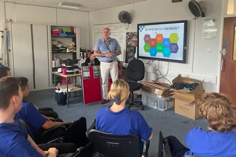 CadetsWMP's tweet photo. #1SH @CadetsWMP @ChelmsleyWMP last night welcomed the @WMPolice Professional Standards Department for an amazing input @NationalVPC @RichBakerWMP ๐๐๐ฎโโ๏ธ๐ฎโโ๏ธ๐๐ https://t.co/oxxUruzWkV