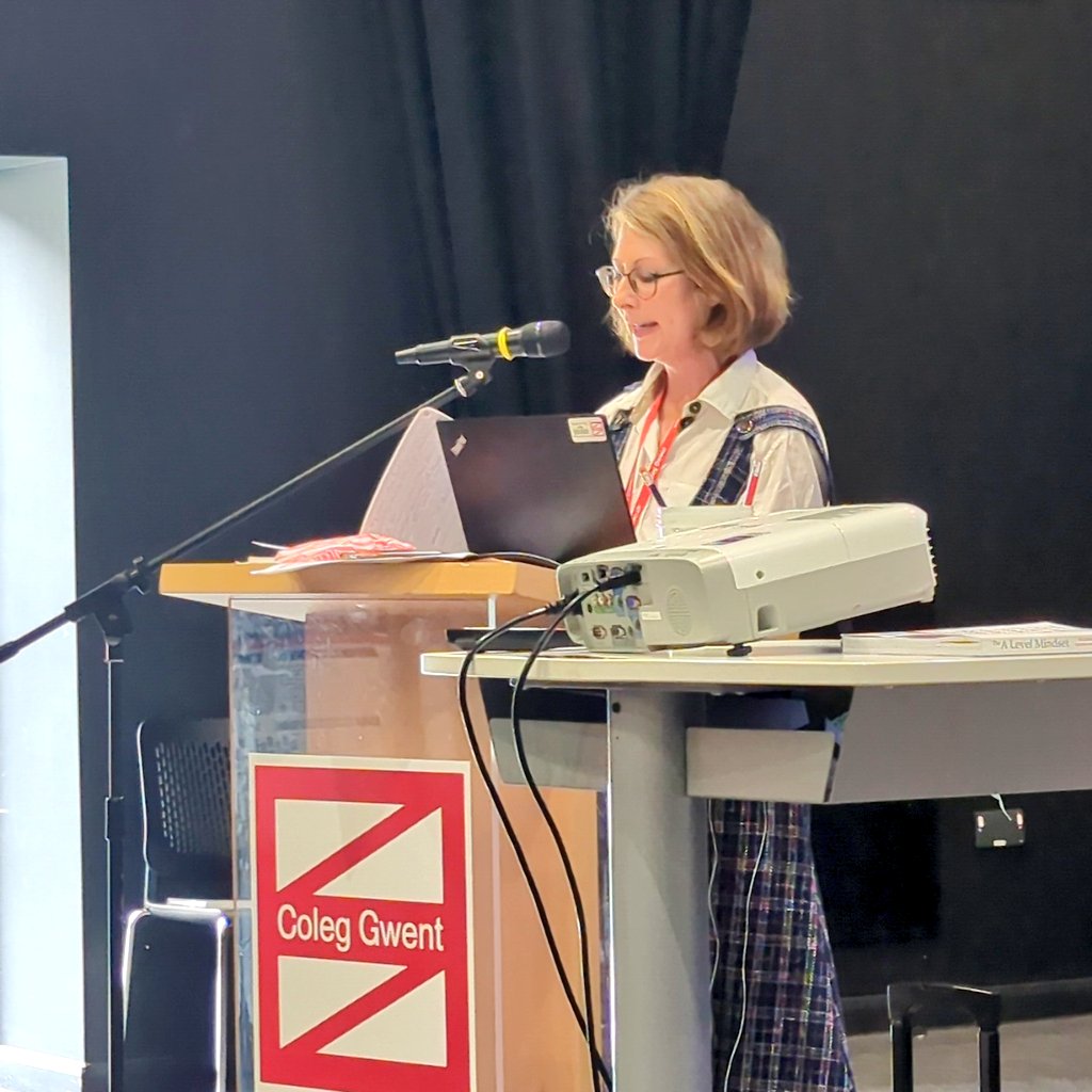 GlynRogers's tweet photo. Eva Bird conducted action research on... action research! We're hearing how every campus and every faculty participated in this year's research. She emphasises the importance of 1:1 support for colleagues. 
#CGPLDays #SpiritofInquiry  @coleggwent https://t.co/PFNXF6Newn
