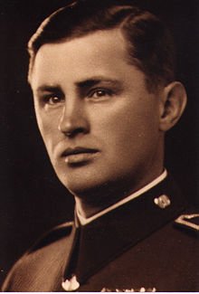 simtefamily's tweet photo. Mašín dýchal, aby mohl bojovat.
A bojoval, dokud dýchal".
Jaroslav Seifert.

Před 81 lety byl v Kobylisích popraven pplk. Josef Mašín. https://t.co/JU8nRfbDvE
