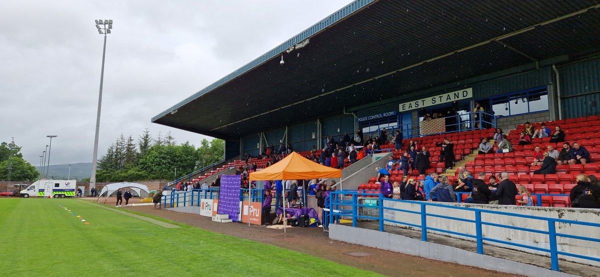 activestirling1's tweet photo. We are all ready to go at the 2023 Forth Valley Recovery Olympics
Let's have some fun!
#ActiveStirling #FVRCOlympics #MakingRecoveryVisible #ReducingTheStigma #RecoveryIsPossible
@StirlingCouncil
@thepeakstirling
@FVrcvrycmmnty
@scotgov
@NHSForthValley
@RecoveryScot https://t.co/HJmNWynkc6