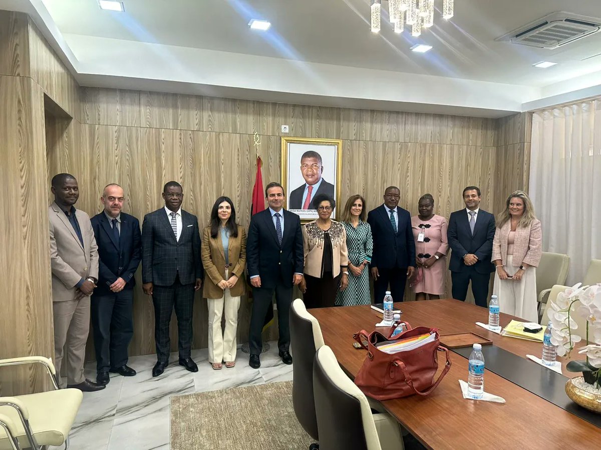 Instituto Camões tem sido um parceiro para a formação de professores em Angola por via do programa de reforço do ensino secundário em Angola “saber mais”. Um encontro entre a Vice Presidente do Camões e a Ministra da Educação no quadro da preparação do PEC 2023-2027