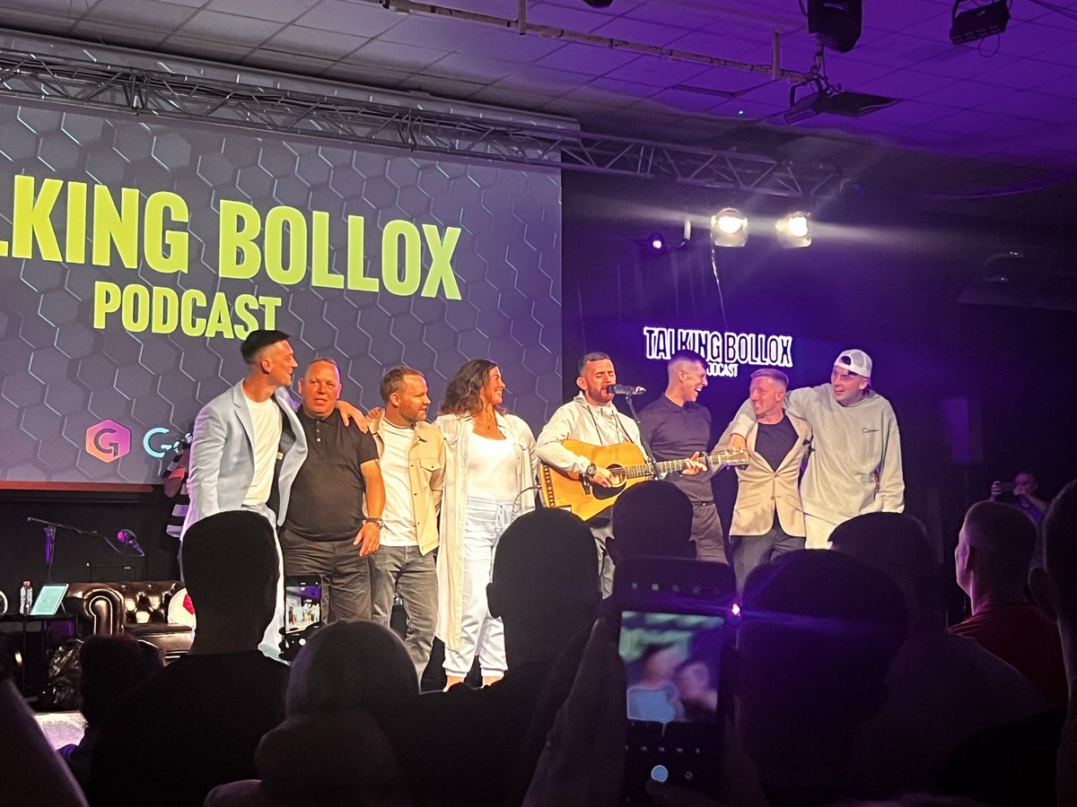 AnaDurkan's tweet photo. As if night 1 wasn’t good enough..
Night 2 of @talkingbollox_ 😮‍💨🔥 https://t.co/5K3GN4DPK8