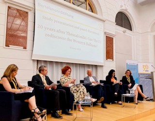 Miriam Kosmehl (@miriamkosmehl) on Twitter photo My favorite snippet of today's event discussing our study in #Vienna, arguing for translating interdependencies into closer relations, better living in whole of Europe: #Ukraine's resilience gave #EU and #Westbalkans new chance bertelsmann-stiftung.de/de/publikation… <a href="/wiiw_ac_at/">wiiw</a> <a href="/BertelsmannSt/">Bertelsmann Stiftung</a> My favorite snippet of today's event discussing our study in #Vienna, arguing for translating interdependencies into closer relations, better living in whole of Europe: #Ukraine's resilience gave #EU and #Westbalkans new chance bertelsmann-stiftung.de/de/publikation… <a href="/wiiw_ac_at/">wiiw</a> <a href="/BertelsmannSt/">Bertelsmann Stiftung</a>