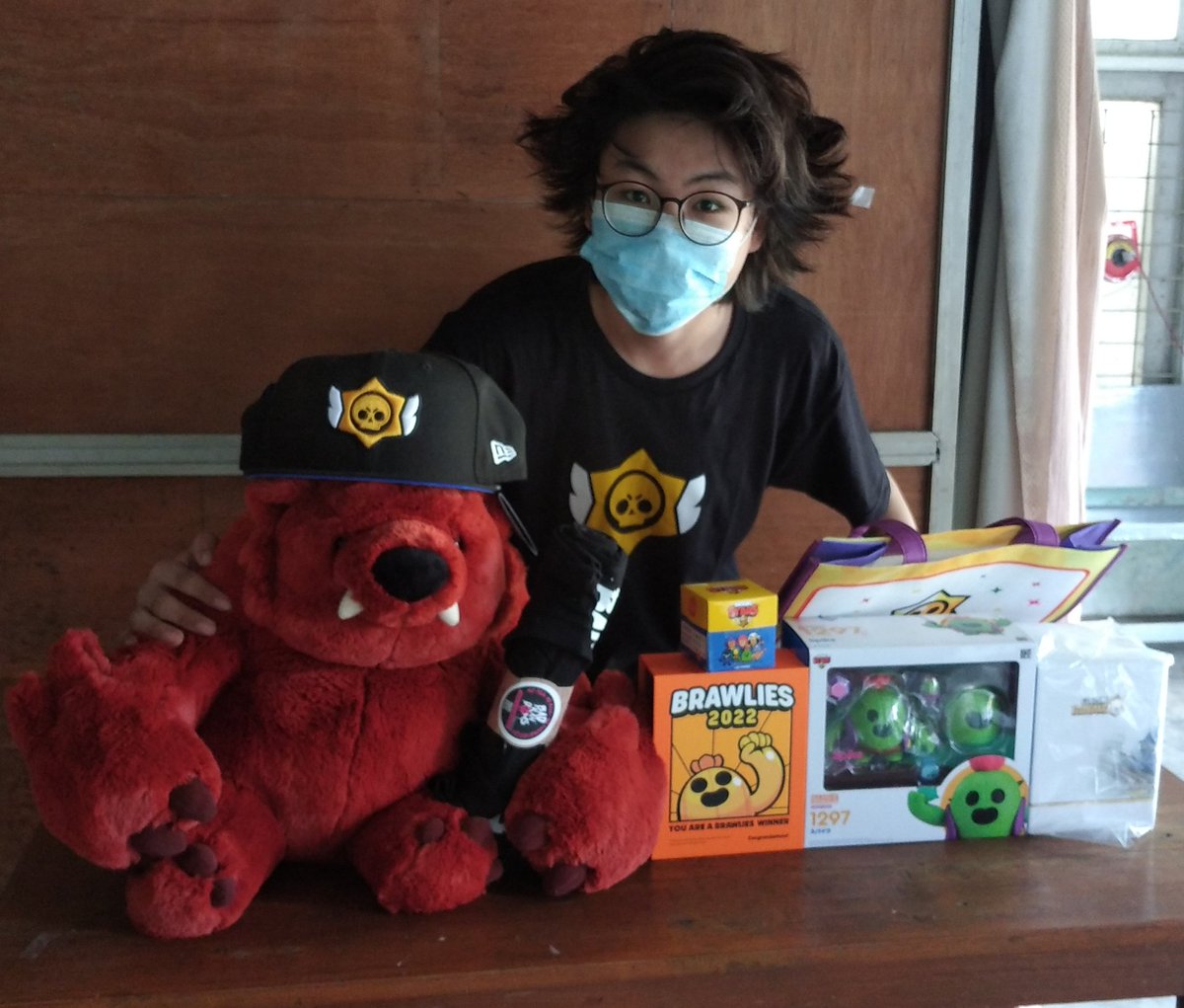 Simon__Iguess's tweet photo. received  my Brawlie today. tysm @BrawlStars!! https://t.co/KM302TzZHj