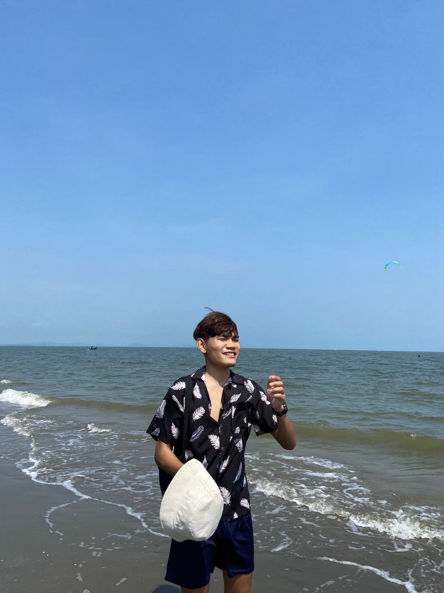 BootPiyawat2000's tweet photo. 🌊🌊 https://t.co/HoyhZM80TG