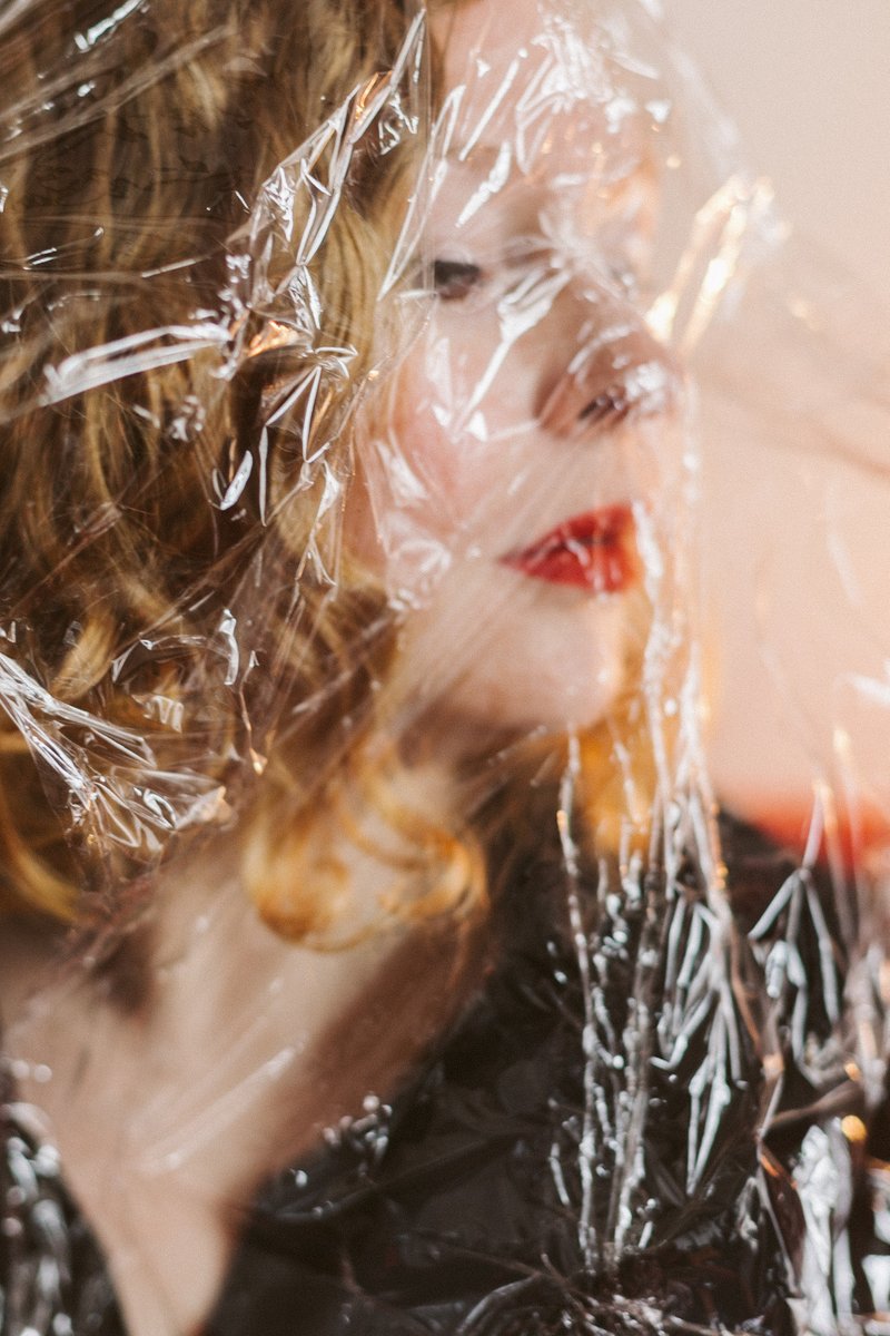 Vous l'avez sûrement deviné avec la présentation de la sélection 2023 de notre prix littéraire,
<a href="/CyrilCarrere/">Cyril Carrere Production</a> , Amélie Antoine, <a href="/JJakoli/">Jack Jakoli</a> , <a href="/MeyLouise/">Louise Mey</a> &amp; <a href="/AlexisLaipsker/">Alexis Laipsker</a> seront bien présent pour la 11ème édition du Festival Sans Nom ! 1/2
#polar #Mulhouse