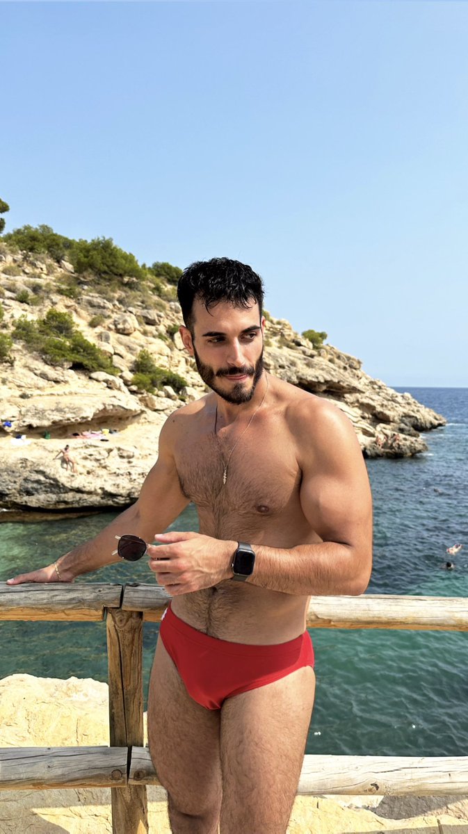 _donthand's tweet photo. Alicante o Alicaliente? 🙄🥵 
Feels like +100° https://t.co/iyieoTuVo4