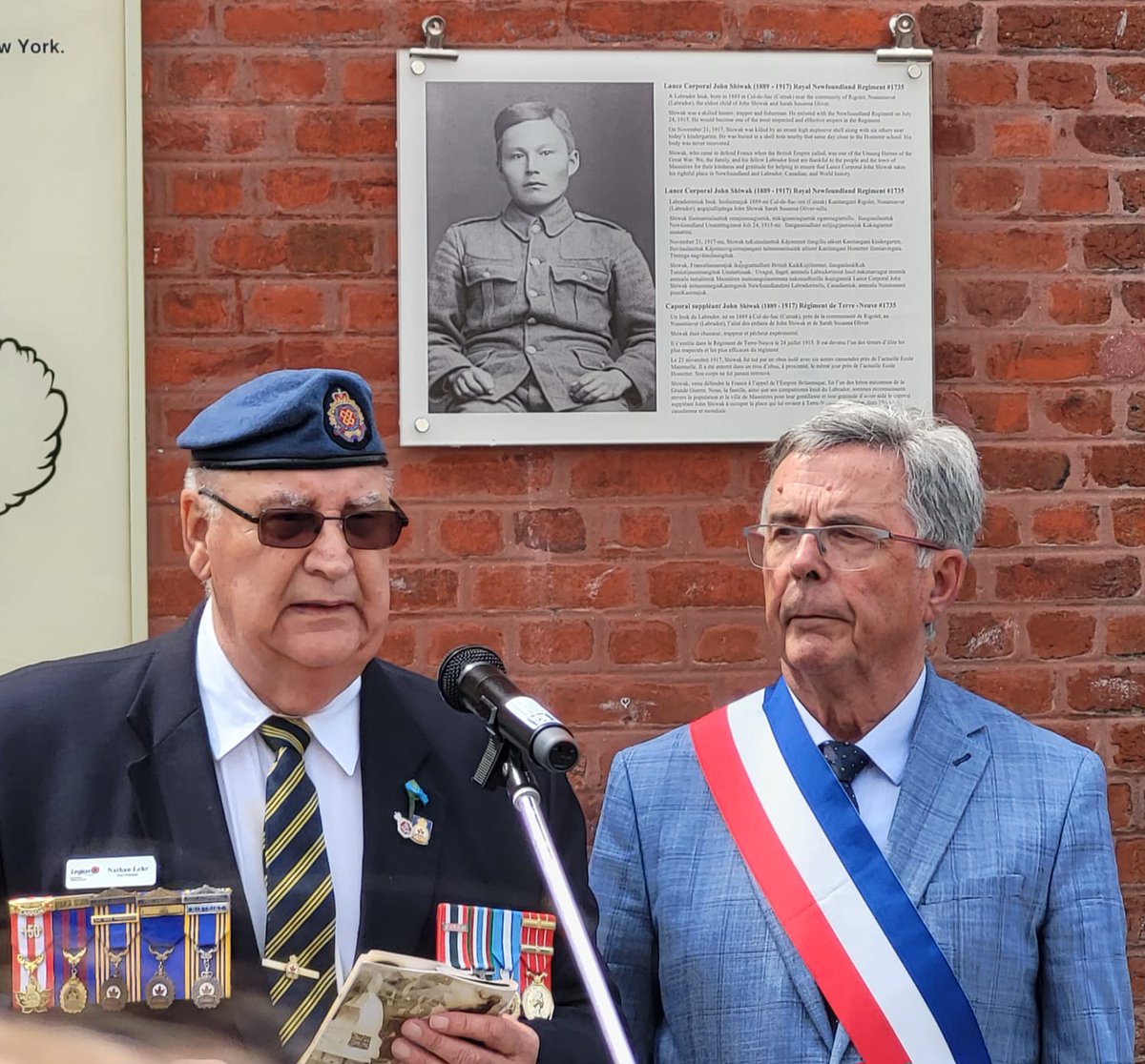 Today in #Masnières, a commemorative plaque was unveiled as a tribute to #JohnShiwak, #Inuit soldier from #NewfoundlandAndLabrador who fought and died during #WW1.