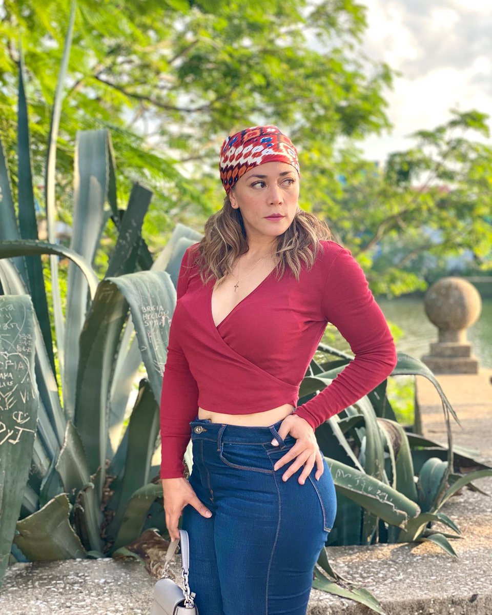 Aydinmeydin69's tweet image. #MarCueto #Dance #Artist #BeautifulWoman #Aerobik #Egzersiz #Dansçı #Fitness #FemaleBody #HipDance #Kadın #Woman #Frau #Mujer #Женщина #Femme #女士 #女性 #Aydınmeydın #AydınYankaş #AkdenizKısaFilmAtölyesi #İstanbulHayalSahnesi #YankaşTv