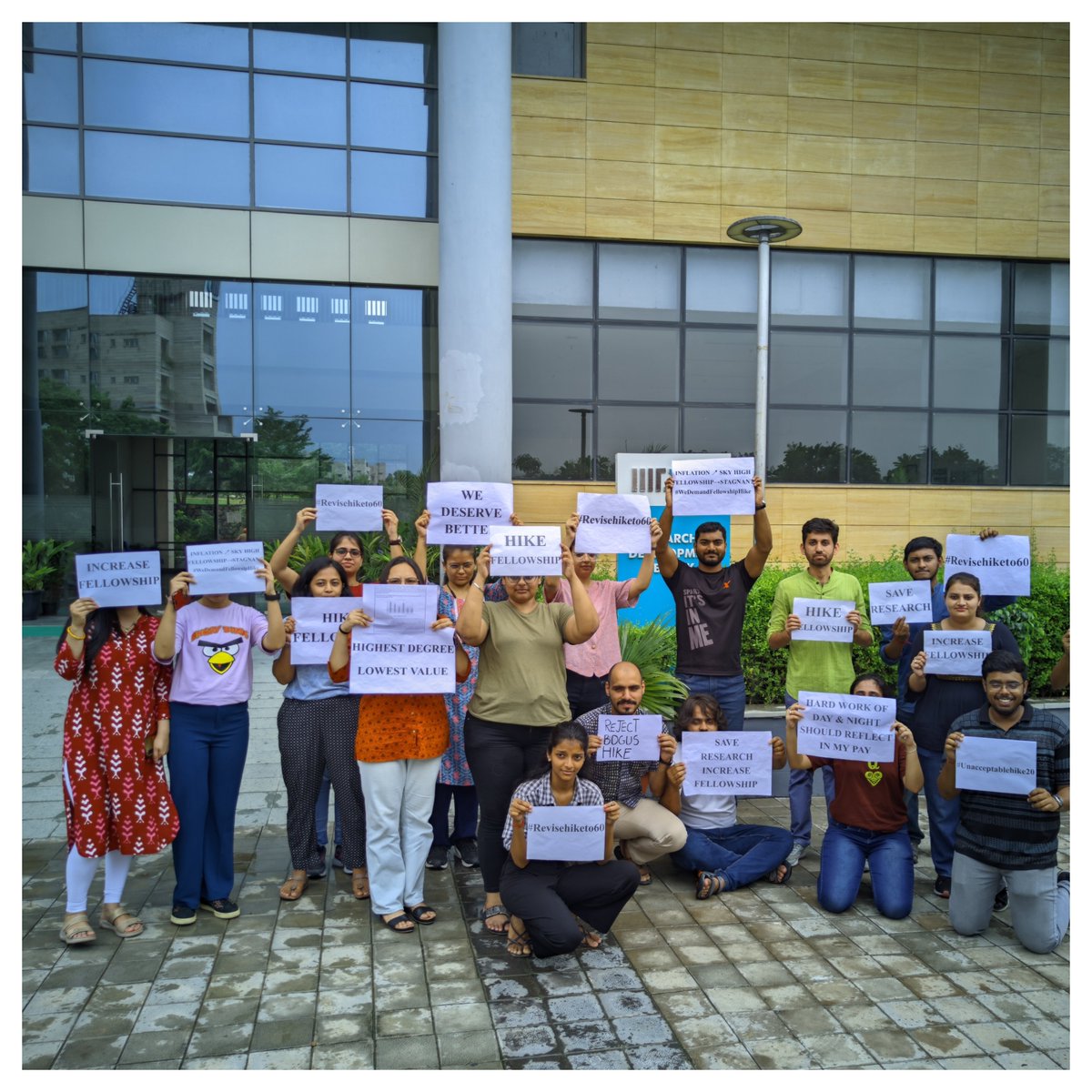 NISHA19232264's tweet photo. #unacceptablehike20
#Revisehiketo60 
@IndiaDST https://t.co/G6TVEFberv