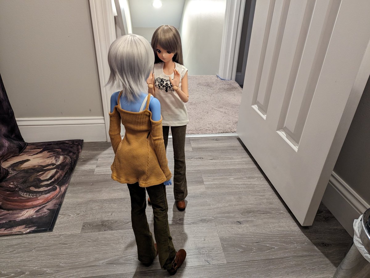 GhostKarin's tweet photo. "Oh, you again Felicity. Want to test...", "HELL NO!" #SmartDollFelicity #SmartDollSingularity #SmartDoll https://t.co/HOsnFtPFKh
