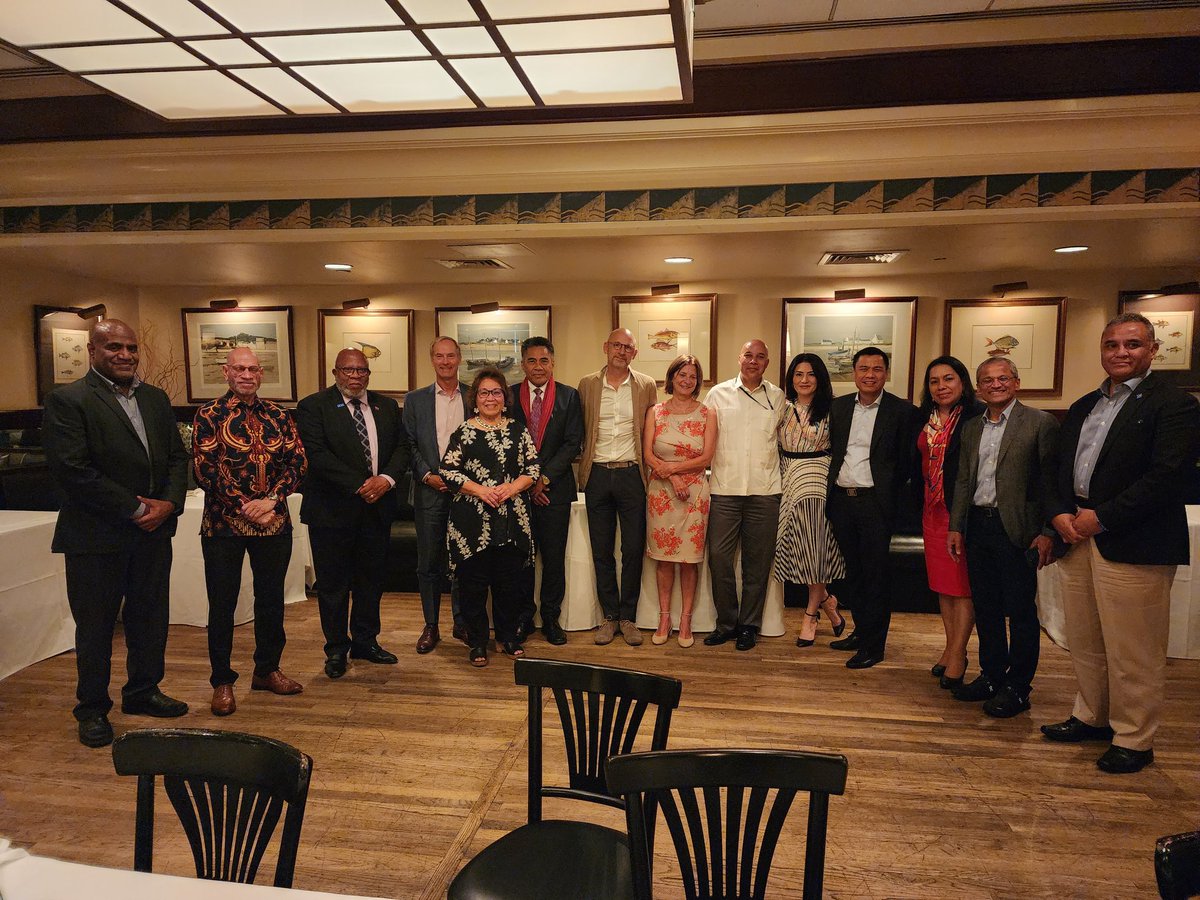 FSarufa's tweet photo. Change of guard at duty stations is a  diplomatic norm and @ the UN Headquarters in New York, it was a honour to be among Ambassadorial colleagues to farewell several distinguished Ambassadors, including from Denmark, Australia,  Norway &amp; Spain, courtesy of Indonesia and Samoa. https://t.co/N5hcGZ5vgr