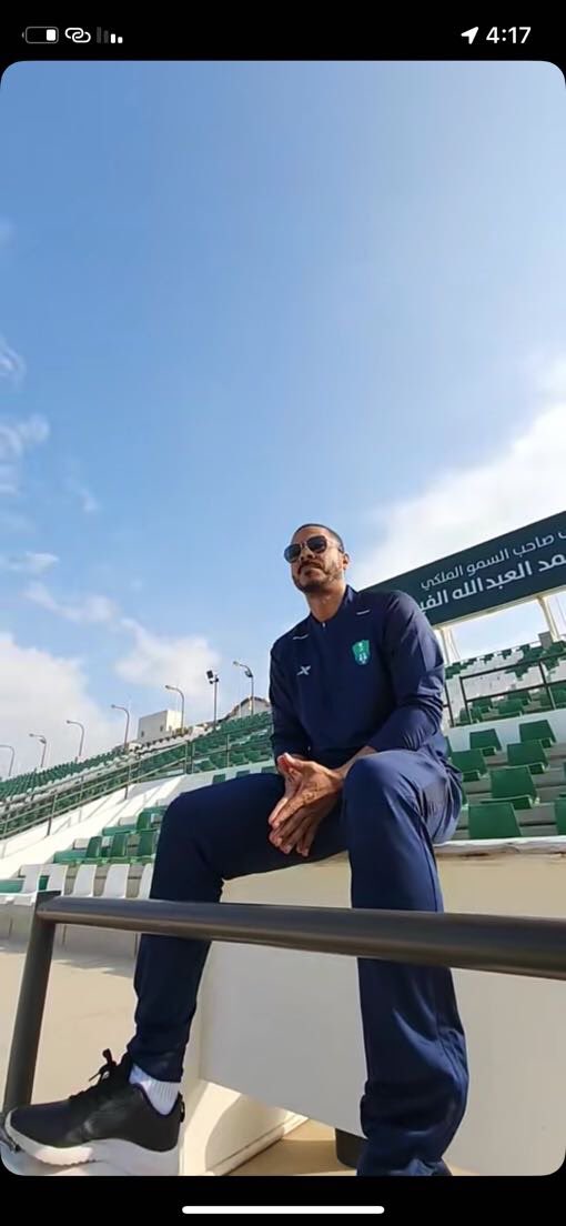 _10__'s tweet photo. @Kbrit_11 العقل والمنطق يقول 
نايف القاضي 
احسن من الإثنين 
الخبرات مسك إدارة منتخب الشباب ونجح
وإدارة الفريق في أسواء فترة للأهلي 
المؤهلات جامعي واجتاز دورات تدريبية 
أمين
قفل على السماسرة و صبيانهم المصدرجية
ويكفي انه من منع الاحتفال بالدرع

اذا طبعاً تحبون العقل والمنطق لكن ما أتوقع! https://t.co/wg3x76bIV6