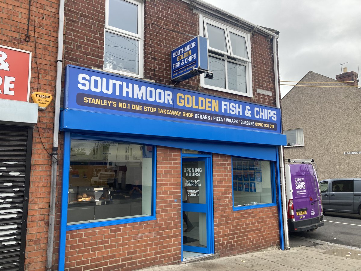 TeamValleyGroup's tweet photo. For this busy high-street #chippy, our #printteam installed new acrylics for the lightbox menu and updated the outdoor signage. 

Whether you’re a restaurant, takeaway provider, or cafe, we can help your #brand stand out!

Get in touch today!
✉️ info@teamvalleygroup.co.uk https://t.co/mxNzlFkhAZ