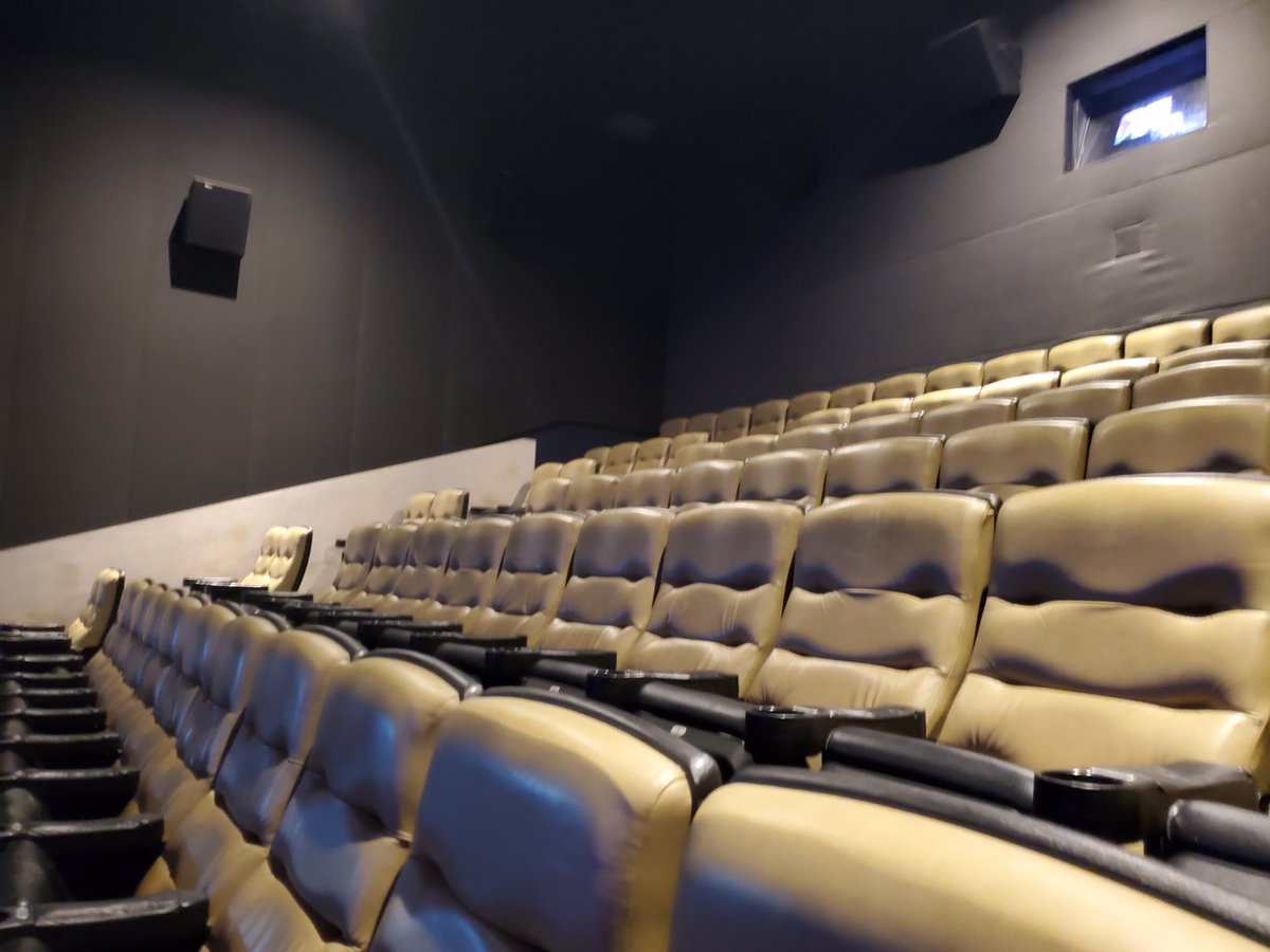 syoooyaagplus's tweet photo. ホントの意味の1人映画！ https://t.co/XOaIght9iy