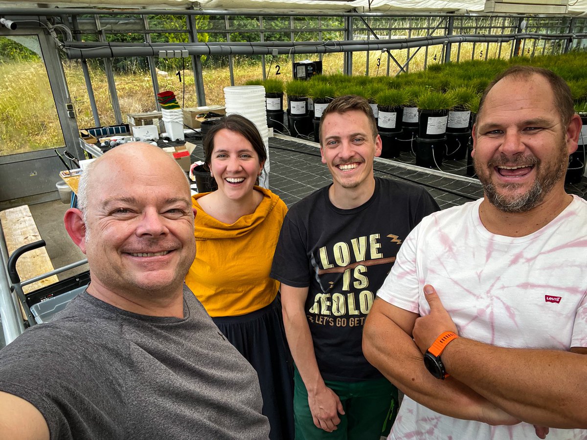 Carbon Drawdown Initiative (@carbon_drawdown) on Twitter photo Another visitor to the #projectcarbdown greenhouse: we showed cdr expert @berta1805 from <a href="/carbonfuture_/">carbonfuture_</a> the progress of our enhanced weathering experiments. Another visitor to the #projectcarbdown greenhouse: we showed cdr expert @berta1805 from <a href="/carbonfuture_/">carbonfuture_</a> the progress of our enhanced weathering experiments.