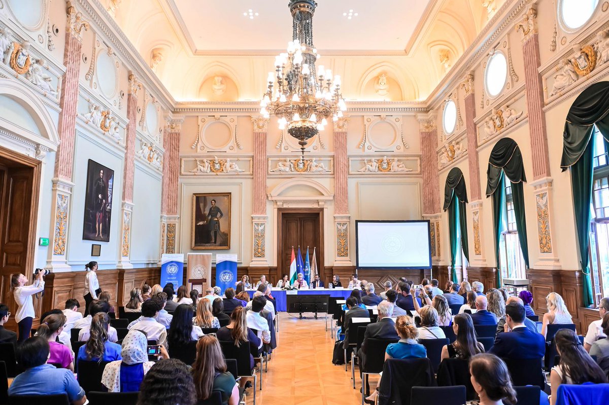 We are proud that #Women4Diplomacy conference was organized at @uni_nke . Women have an important role to play in both international and domestic public affairs. 👩‍💼👩‍💻👩‍🎓
 @JuditVarga_EU 🇭🇺 , @KatalinBogyay #UnitedNations 🇺🇳