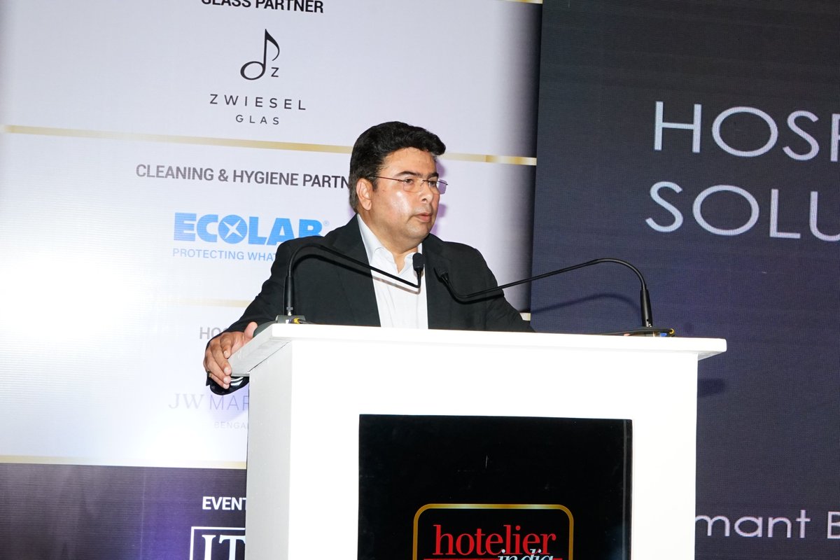 Hotelier_India's tweet image. Sumant Bhatia - GM, Havells-Crabtree Automation &amp;amp; Controls unveiled the incredible offerings that Crabtree &amp;amp; Havells have in store for the hospitality industry at #HIGMSummit - Southern Region 2023.

27 June | Bengaluru

#GMSummit2023 #SouthernRegion #GeneralManagers #Hoteliers