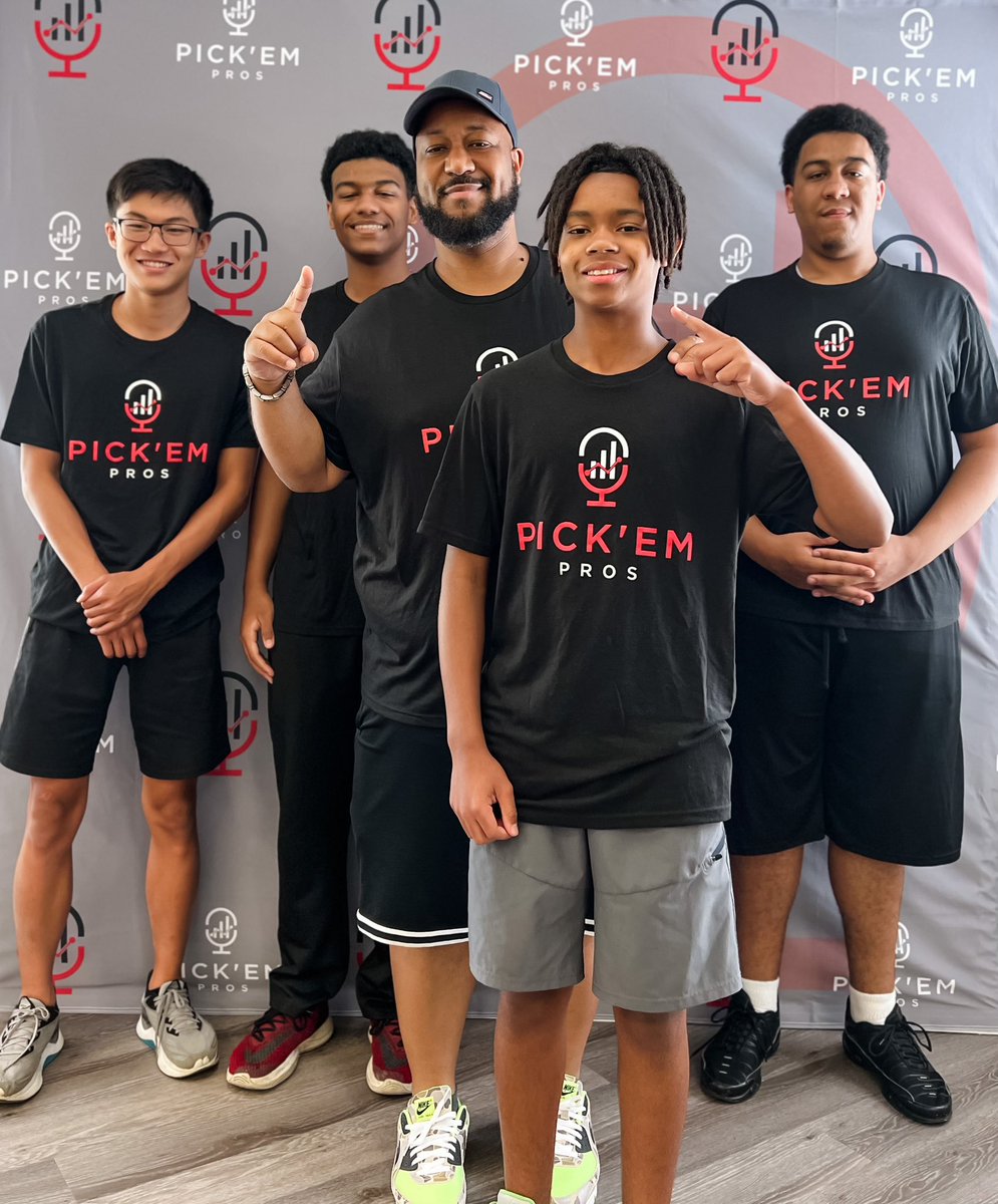 thepickempros's tweet photo. Weβve been volunteering at the @tweensandtech summer camp this week! ππ§π€ Campers have been learning all about the world of Technology & Coding but weβve also been making sure to have plenty of time to #playoutside! βοΈ
#PickemPros #Giveback #codingforkids #summercamp #nckids https://t.co/pvKKbyyNQx
