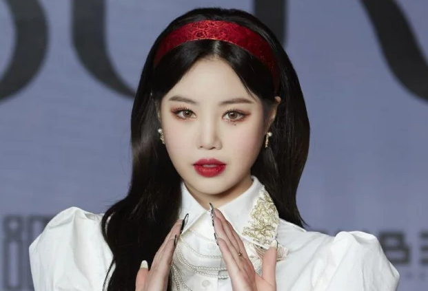 AboutMusicYT's tweet photo. Soojin has reportedly opened an Instagram account. https://t.co/ol1WZ27rKP