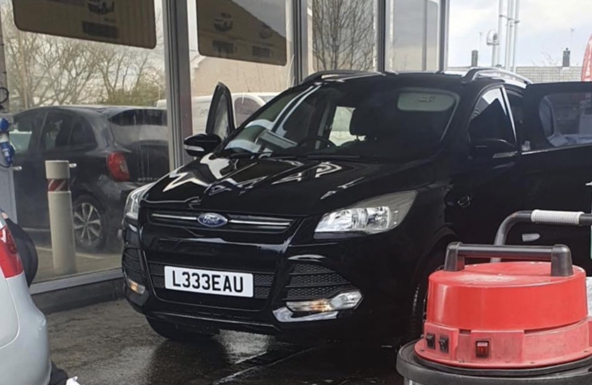 Crime/ incident ref 283 30/6/23
‼️‼️STOLEN‼️‼️ 
  BETWEEN 10PM-5AM LAST NIGHT
FORD KUGA SMASHED HEADLIGHT DRIVERS SIDE
PITSEA AREA 
L333EAU @EP_SVIU