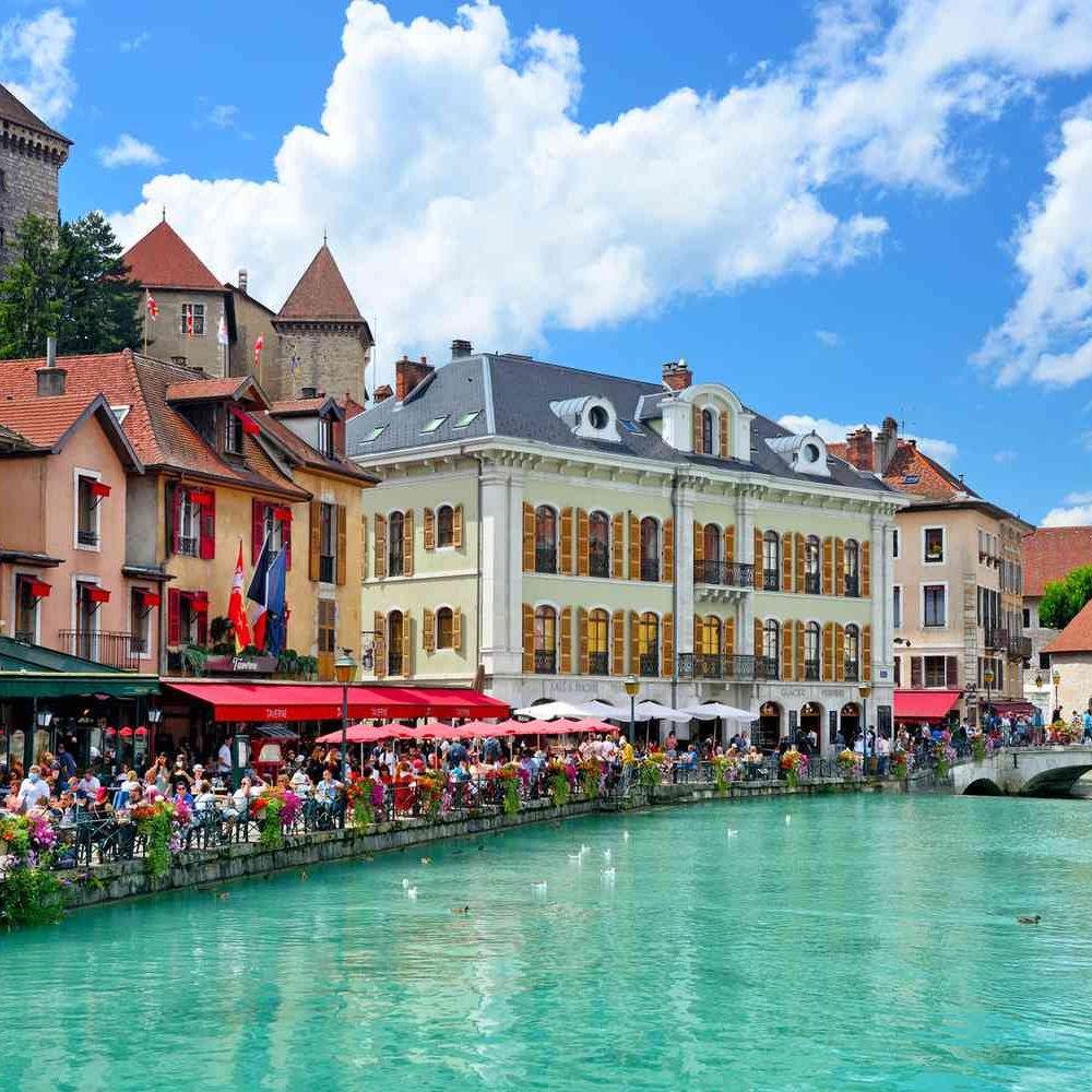 Travel + Leisure tweet media