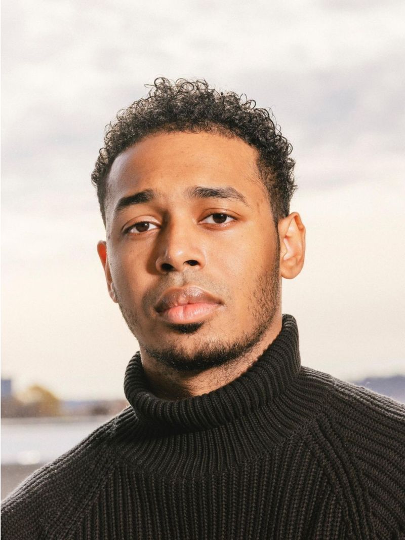 nwohiovoice's tweet image. Poverty can lead people to crime, to lose hope in life or give up on their dreams, but not Rehan Staton. His circumstances in life didn't prevent him from aiming high and reaching his goals.

Rehan endured a lot of hardships that may cripple many.

nwohiovoice.com/former-trash-h…