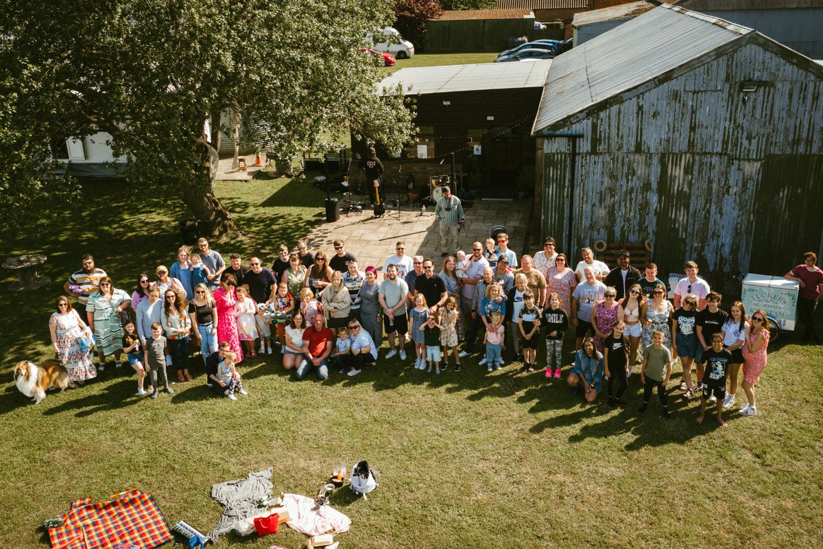 Throwback to our company Summer Party earlier this month, celebrating 30 years of #TeamRocal! 💙

@EnduranceDoors <a href="/RocalExtrusions/">Rocal Extrusions</a> <a href="/LawlessEDT/">Sharleen Lawless</a> <a href="/SJNadin/">Stephen Nadin</a> #UKMfg #Feelgoodfriday