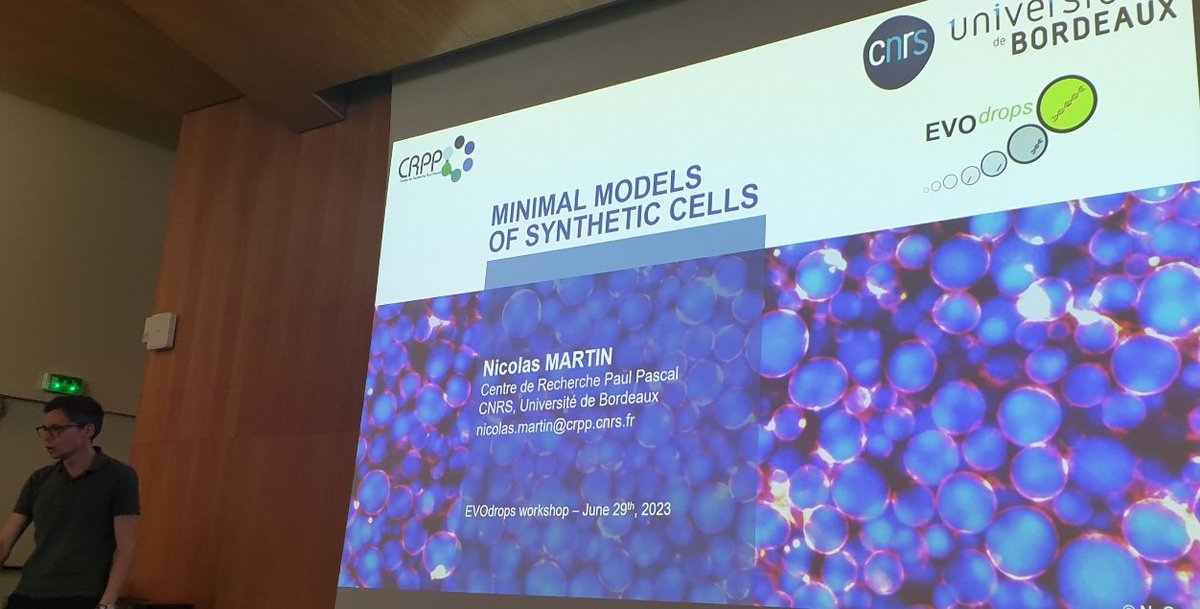 JCBLab πΊπ¦π (@baretjc) on Twitter photo First invited speaker at <a href="/EVOdrops_ITN/">EVOdrops_ITN</a> :
In house scientist <a href="/CRPP_Bx/">Centre de Recherche Paul Pascal</a> Nicolas Martin on models of synthetic cells First invited speaker at <a href="/EVOdrops_ITN/">EVOdrops_ITN</a> :
In house scientist <a href="/CRPP_Bx/">Centre de Recherche Paul Pascal</a> Nicolas Martin on models of synthetic cells