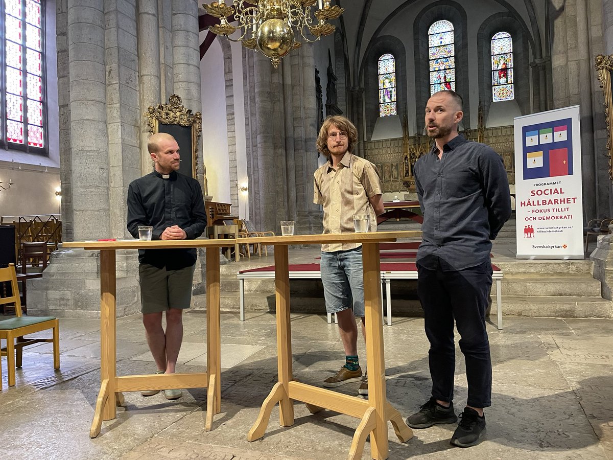Visbydf's tweet photo. Varför klimatförnekelse när vi vet bättre? Kjell Vowles, forskare på Chalmers, och Daniel Poohl från stiftelsen Expo fokuserar på klimatfrågor och klimatförnekelse ur konspirationsteoretisk och klimatpsykologisk synvinkel. 

@Svenskakyrkan #Almedalen #Almedalsveckan https://t.co/YQioXwLOc6
