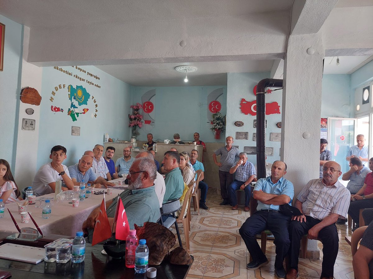 MHP Ürgüp İlçe Başkanlığımızda davamıza gönül vermiş teşkilat mensuplarımızla bayramlaştık.

Yüce Allah birliğimizi daim kılsın hep birlikte bizleri nice bayramlara eriştirsin.