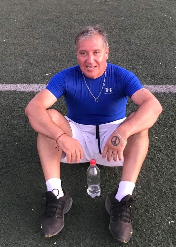 ChagoRevolucion's tweet photo. @MariaGo3232 Yo estoy dispuesto ...no soy joven pero de alna y cuerpo joven https://t.co/bJYU4N05BE