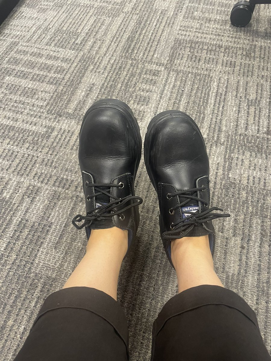 RachTComms's tweet image. Tell me you work in manufacturing PR without telling me … 😂
#SafetyFirst