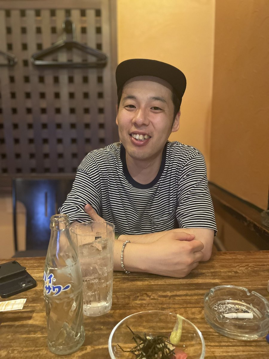 昨夜は
Tokyo Emotional Conteからの

岸さんと焼きとうもろこしで一杯。
天ぷらも良いけど焼きもいいよなぁ https://t.co/FfIaFZtoqR