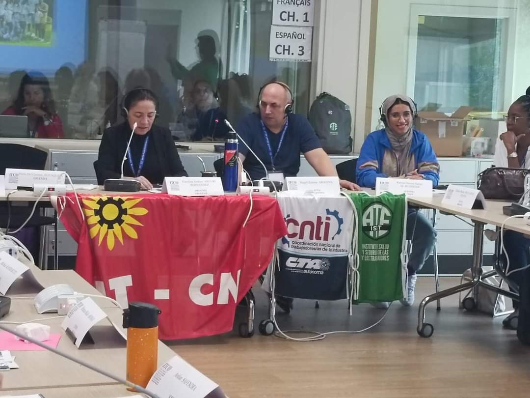 ArcuriCarolina's tweet photo. Ratificación e implementación de los Convenios Fundamentales para alcanzar el Trabajo Decente.
#ACTRAV Oficina de Actividades para las y los Trabajadores, Centro Internacional de Formación de #OIT
@AfgapO
@COFE_PITCNT
@PITCNT1 https://t.co/9vocOxThmr