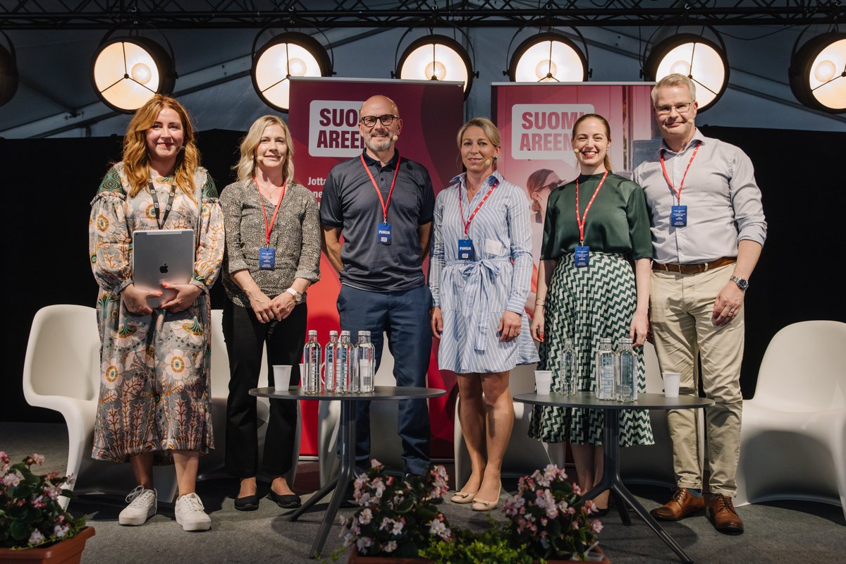 Eilen #SuomiAreena'ssa keskustelimme teollisuuden vihreästä siirtymästä sekä tekoälystä terveydenhuollossa. Kiitos mahtaville puhujille mielenkiintoisista keskusteluista! 👏Katso tallenteet jälkikäteen: tietoevry.com/fi/kampanjat/2…