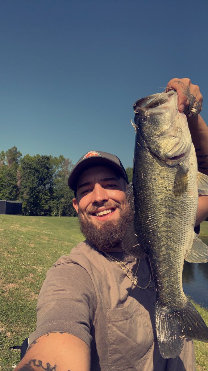 Kyle Land (@fishingwkyleton) on Twitter photo 