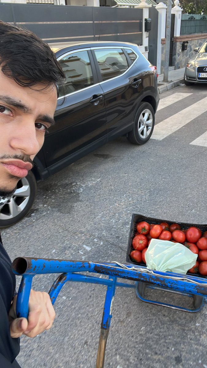 #cariñonomeesperesestoyrepsrtiendofrutas