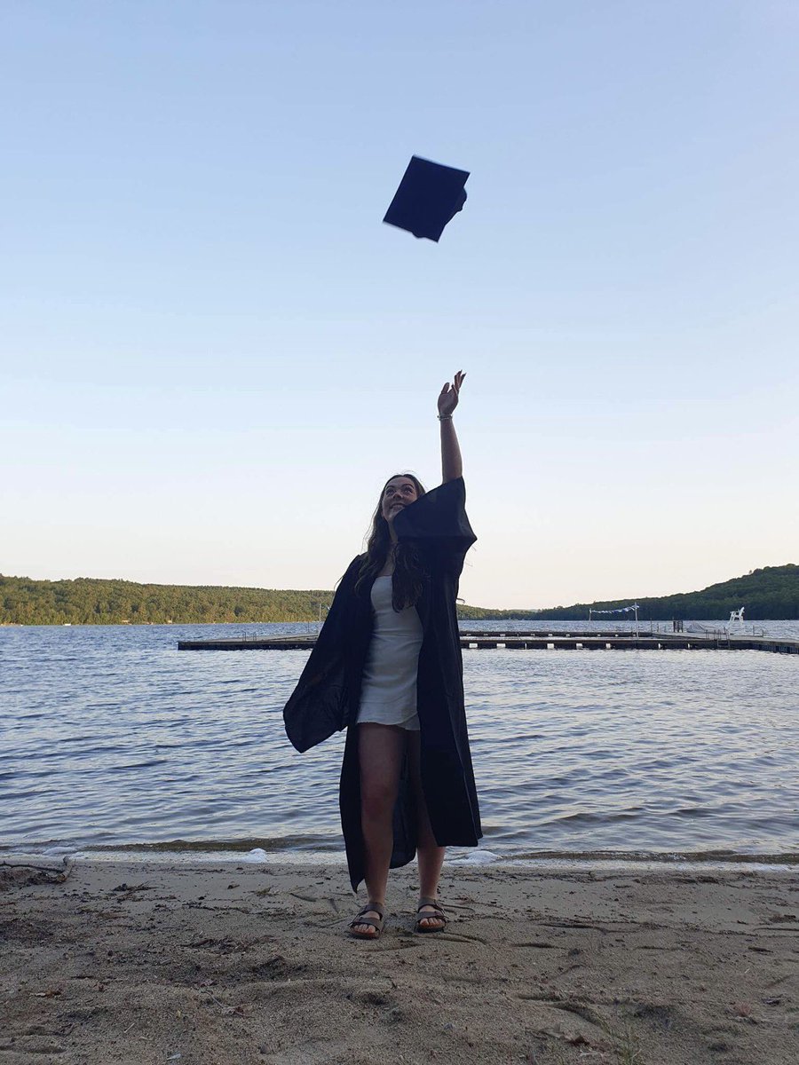 Beth Johnston 🌸 tweet media