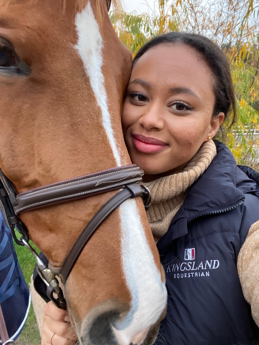 💜2 years baby! 💜celebrating the anniversary of Young Royals by diving into Simon, Wille and Felice’s S1 camera rolls