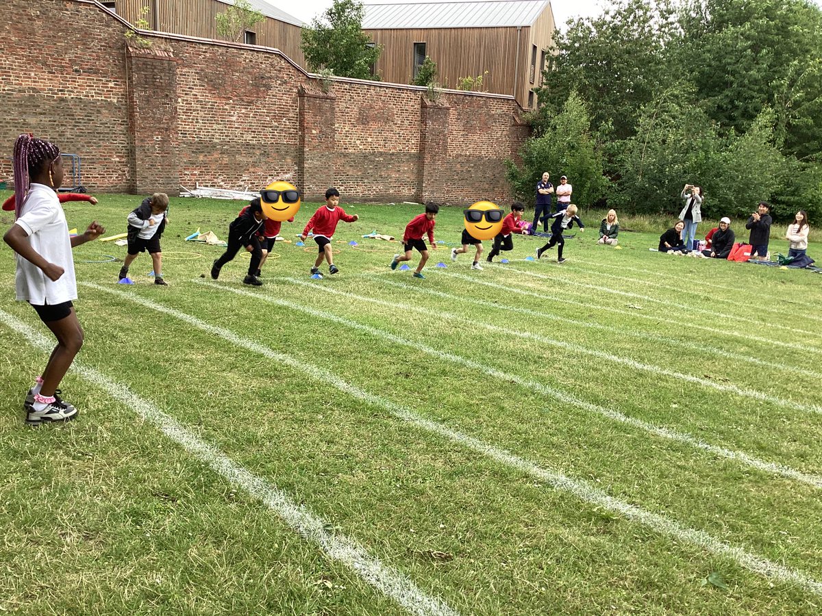 AHT_STL's tweet image. KS1 had a lovely sports day.  Well done to all of our lovely children.@stlaws_school #stlpe