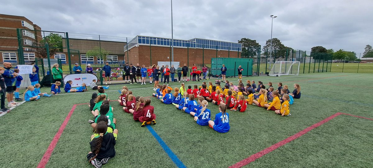 Well done to our Y3 and 4 Girls Football Team who were playing today in the Buckinghamshire County Finals! We were playing against some very tough competition but everyone kept their heads up and showed great perseverance, self-belief and integrity. We're very proud of them!
