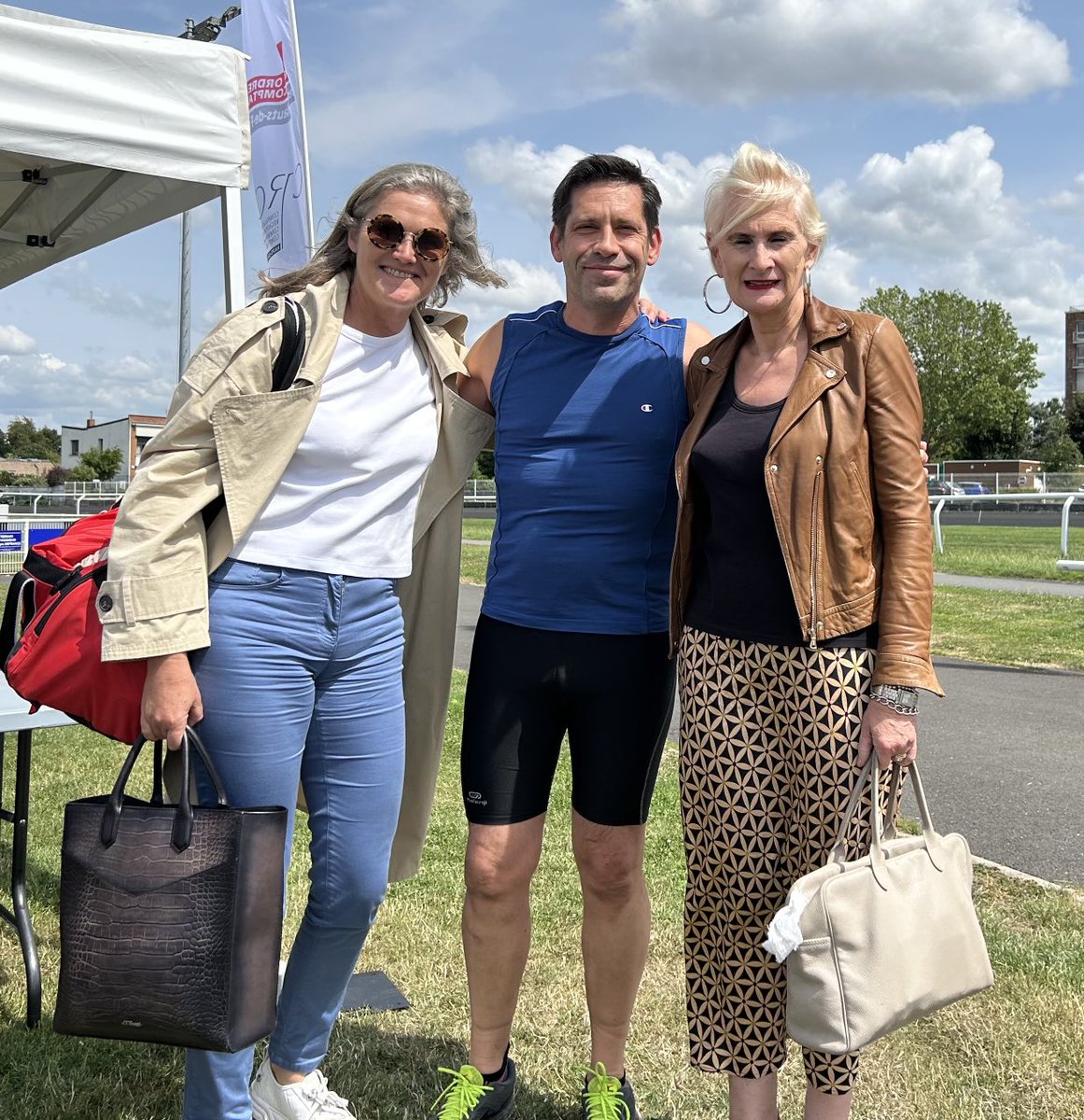 Accueil VIP aux foulées du droit et du chiffre de ⁦<a href="/Barreaulille/">Barreau de Lille</a>⁩ avec le bâtonnier Florent Méreau et la présidente ⁦<a href="/Fontainehlne2/">Hélène FONTAINE</a>⁩ organisation au top ✅il ne manquait que ⁦<a href="/AlbertoLexBat/">🅰🅻🅱🅴🆁🆃🅾 🍥</a>⁩ pour une course parfaite😎⁦<a href="/ConfRegBatOuest/">Conférence Régionale des Bâtonniers de l'Ouest</a>⁩ ⁦<a href="/COBHAF/">Conférence Des Bâtonniers Des Hauts De France</a>⁩