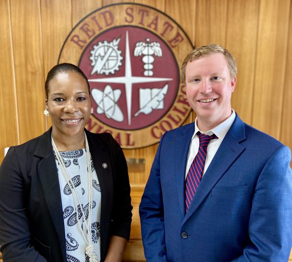 Daniel Hillenbrand, Legislative Director with U.S. Senator Katie Britt's Office, visited Reid State on Wednesday, June 28th, 2023.  Reid State was Mr. Hillenbrand's first stop while visiting the State.  The College appreciates the support from Congresswoman's Britt's Office. https://t.co/dr7GXb1kBw