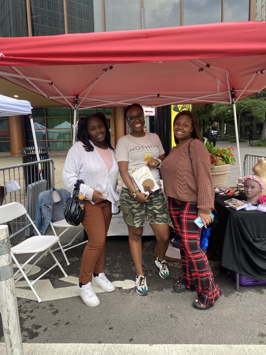 Our students celebrated Juneteenth this past month with a field trip to the August Wilson Center, a trip to the Juneteenth Celebration at Point State Park and an advisory webquest challenge!

#Juneteenth #CItyHighPgh